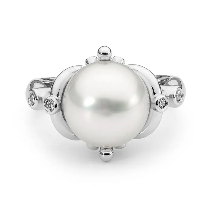 10-11mm Pearl & 8 Cut Diamonds Ring