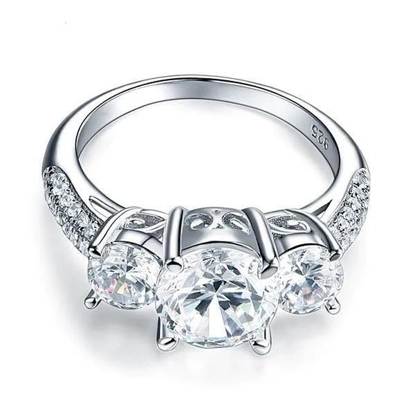 2 Carat 3-Stone Round Cut Ring