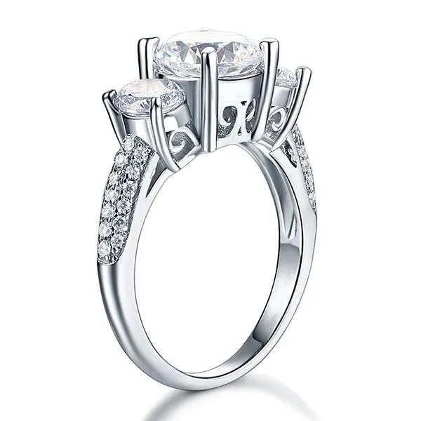 2 Carat 3-Stone Round Cut Ring