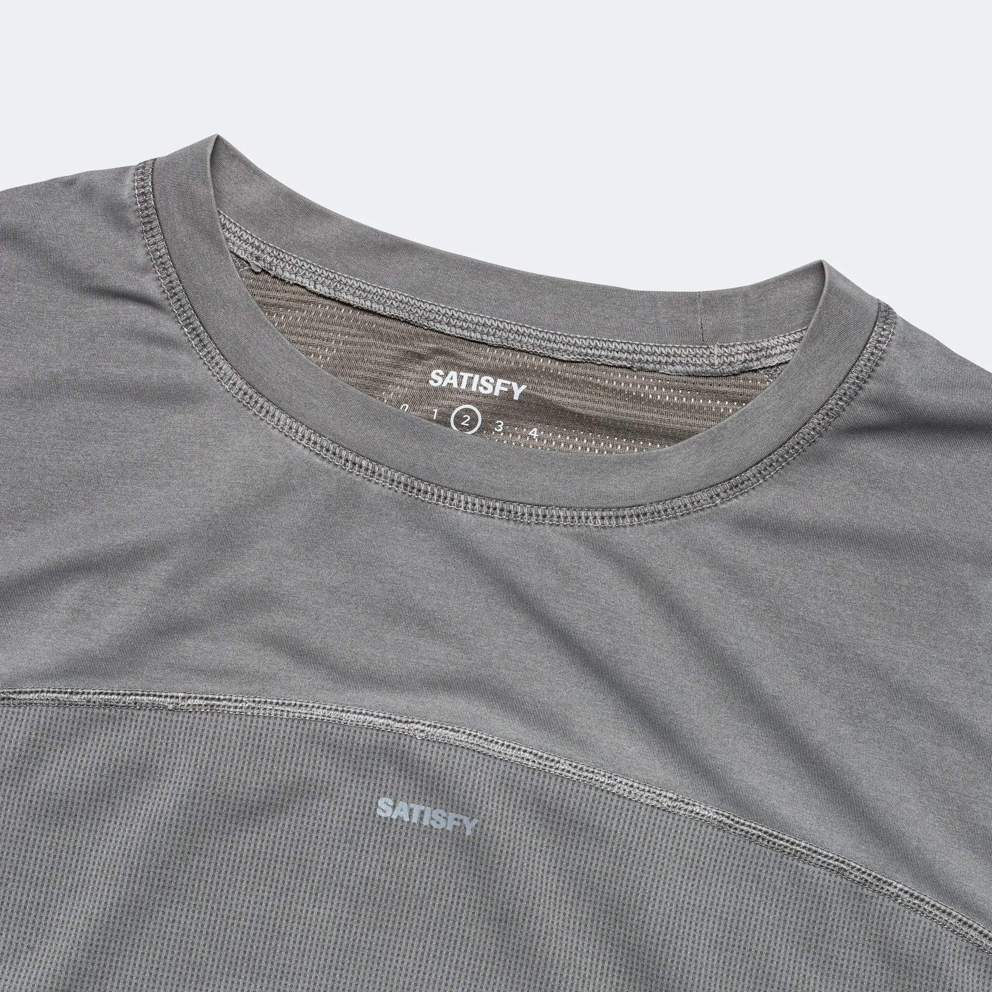 AuraLite™ Desert Tee - Mineral Graphite