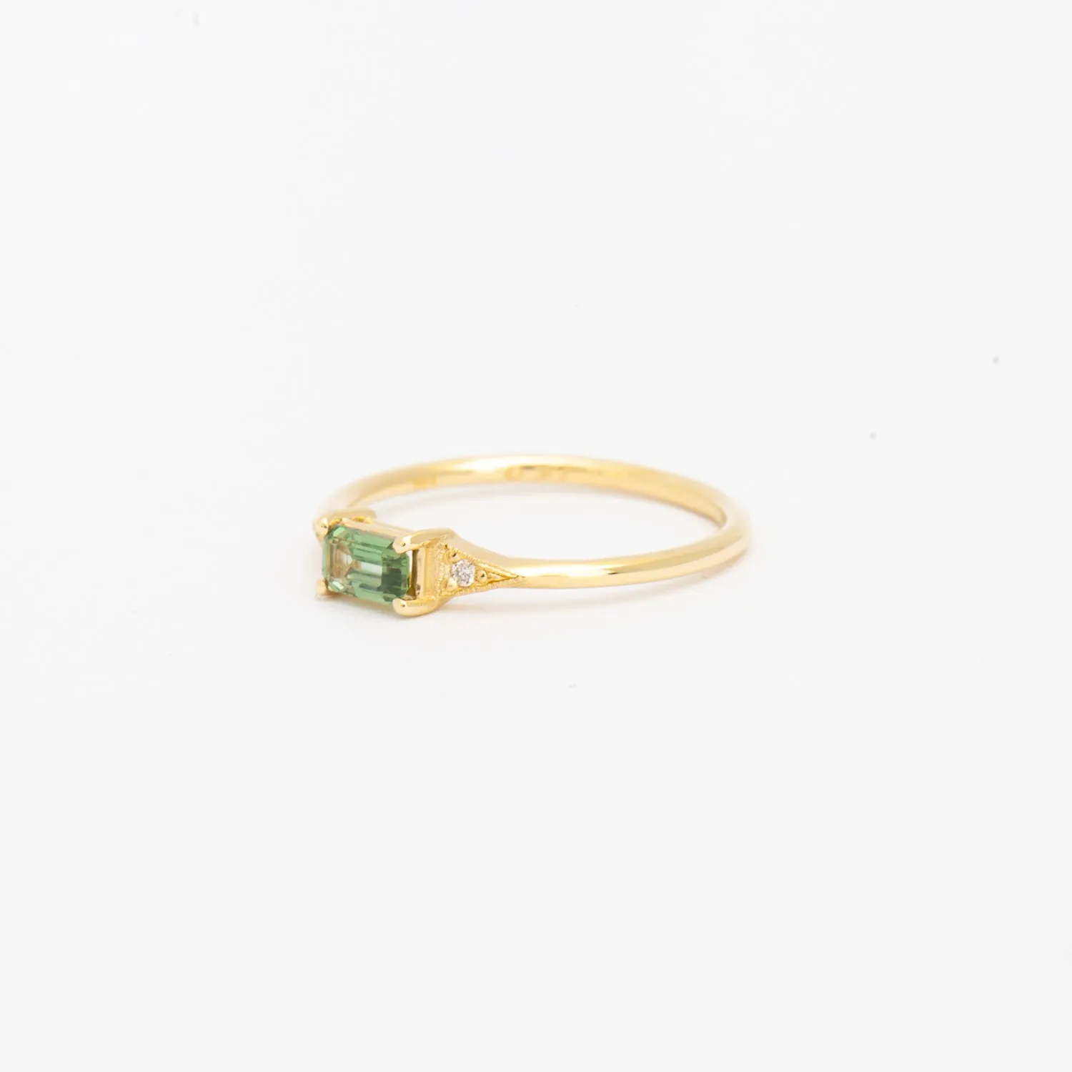 Emerald-cut Green Sapphire Deco Ring