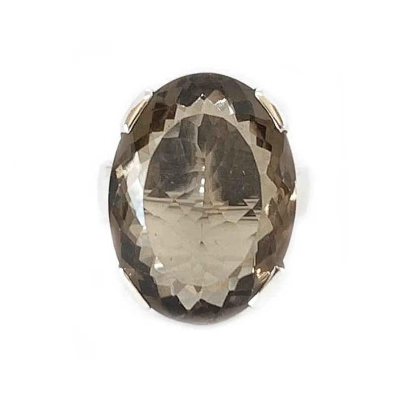 Maan Smoky Quartz Oval Shaped Ring