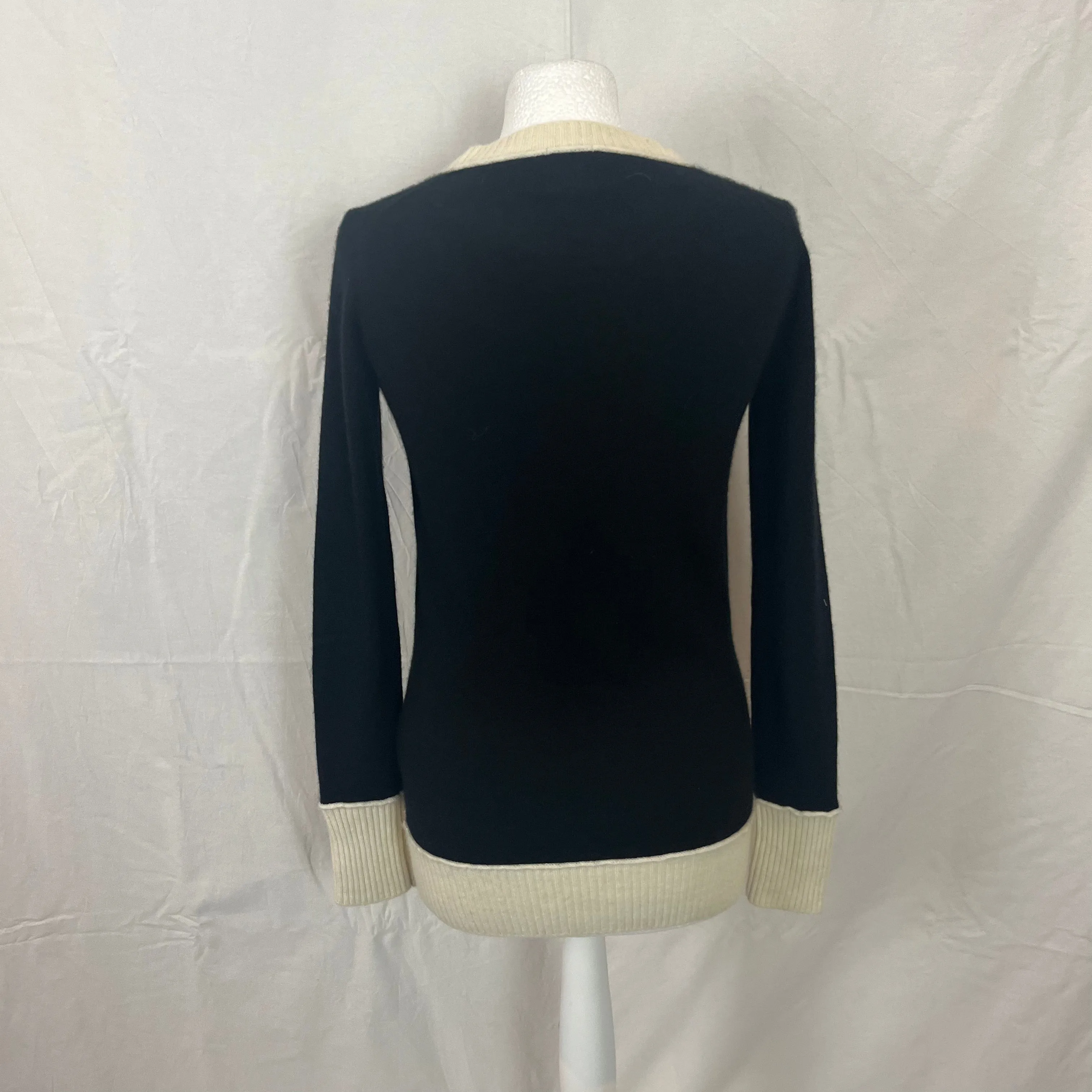 Madeleine Thompson Cashmere Black and Cream Jumper M