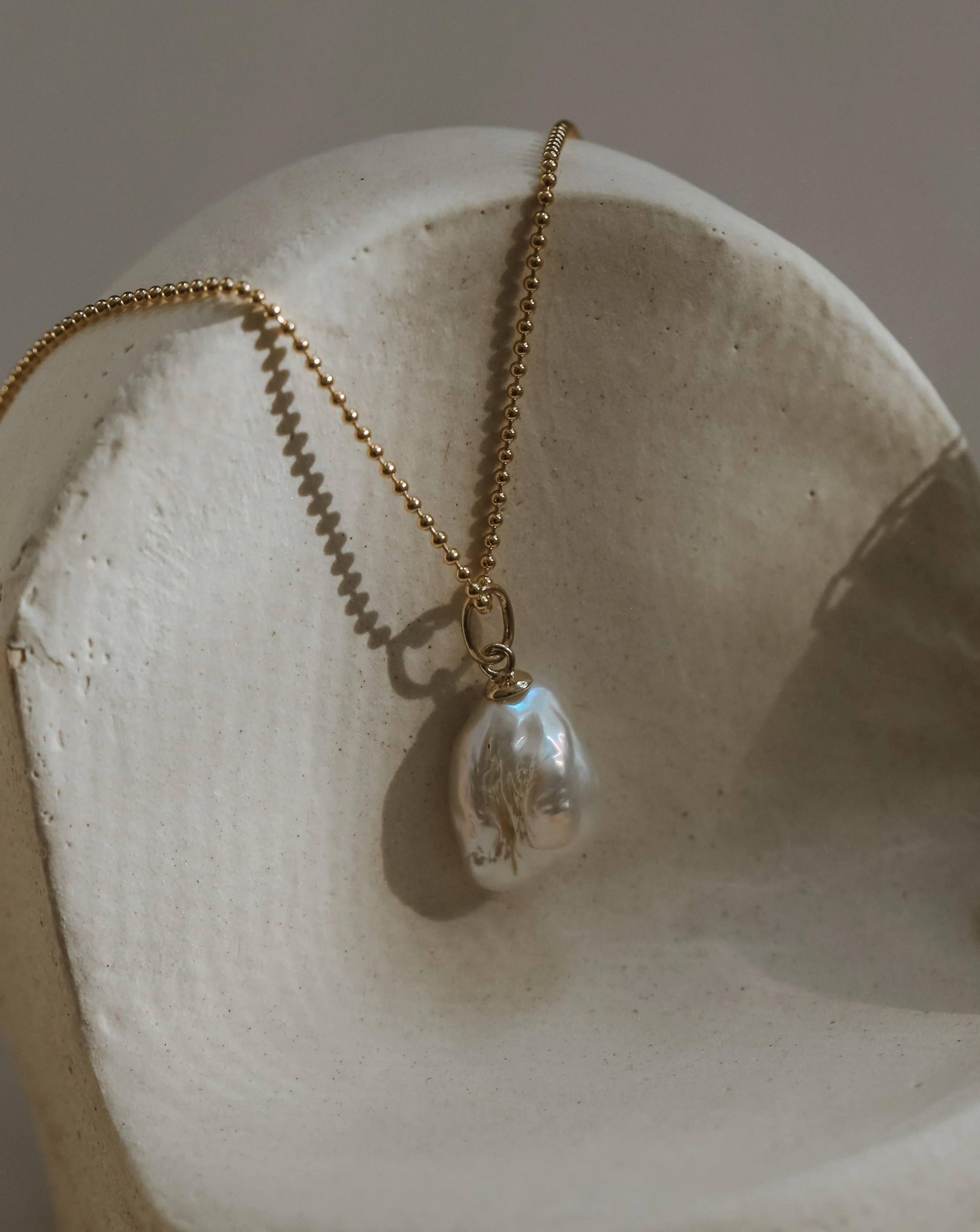 Medium Baroque Pearl Pendant - Gold Vermeil