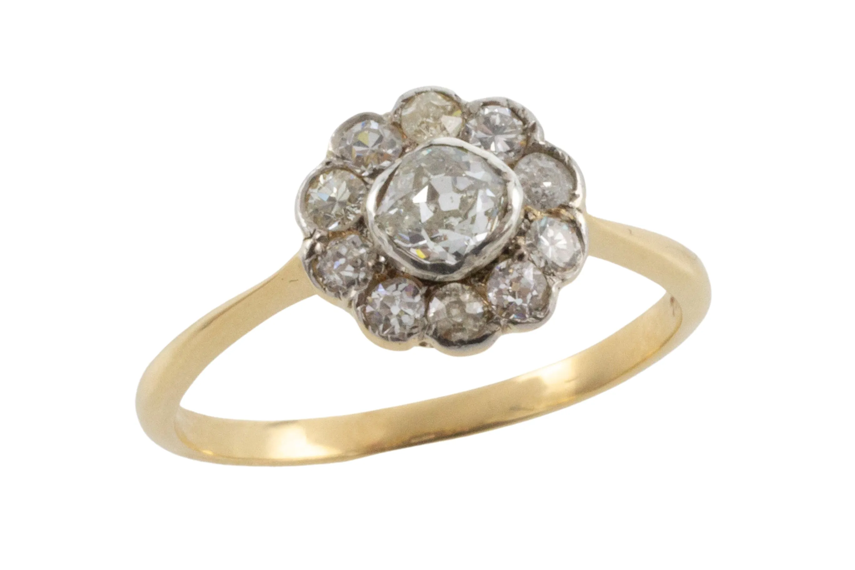 Vintage cluster ring in 18 carat gold and silver