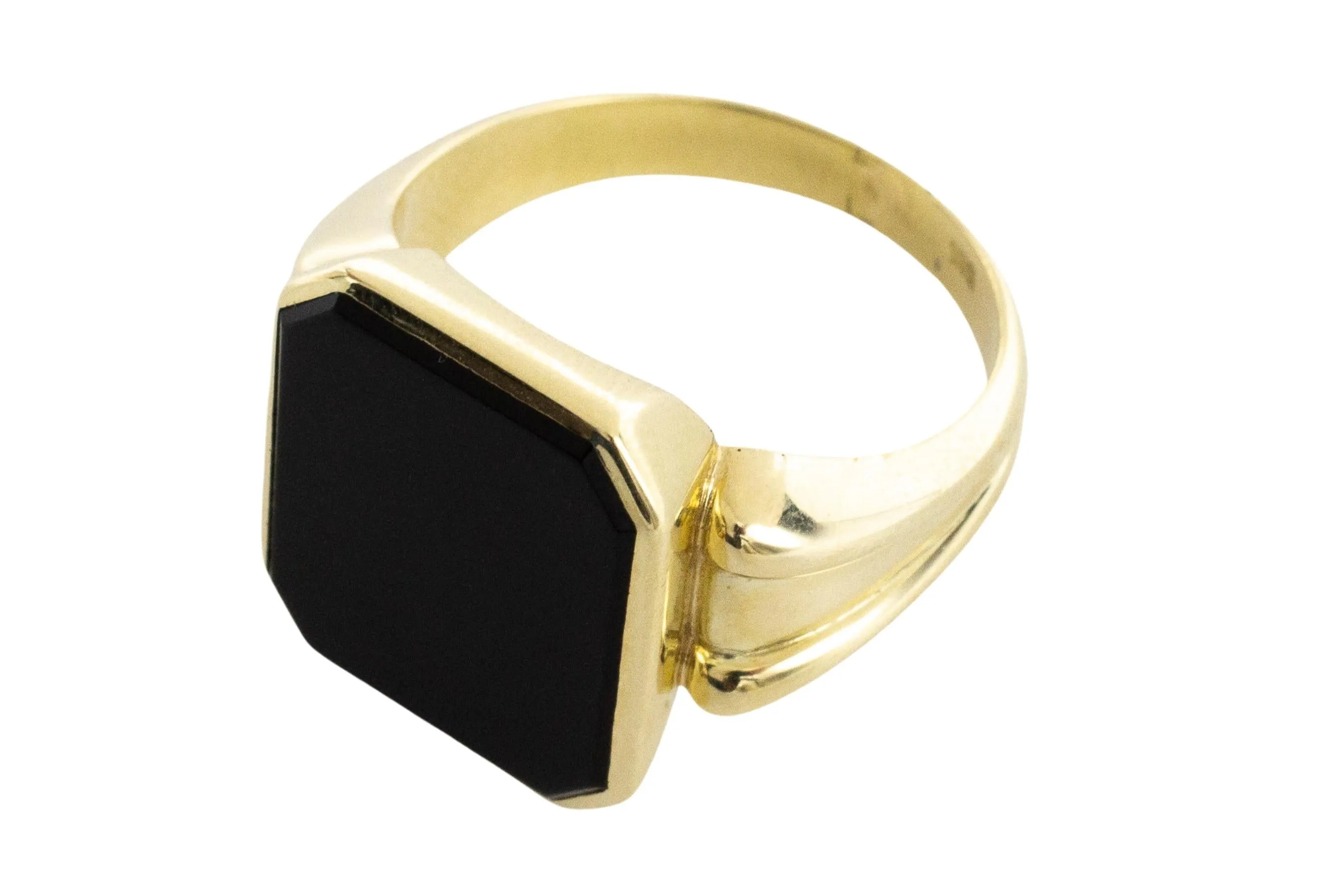 Vintage Dutch gold signet ring with onyx