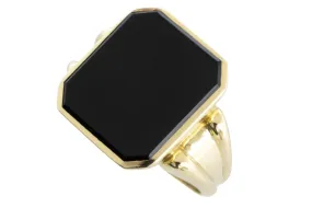 Vintage Dutch gold signet ring with onyx