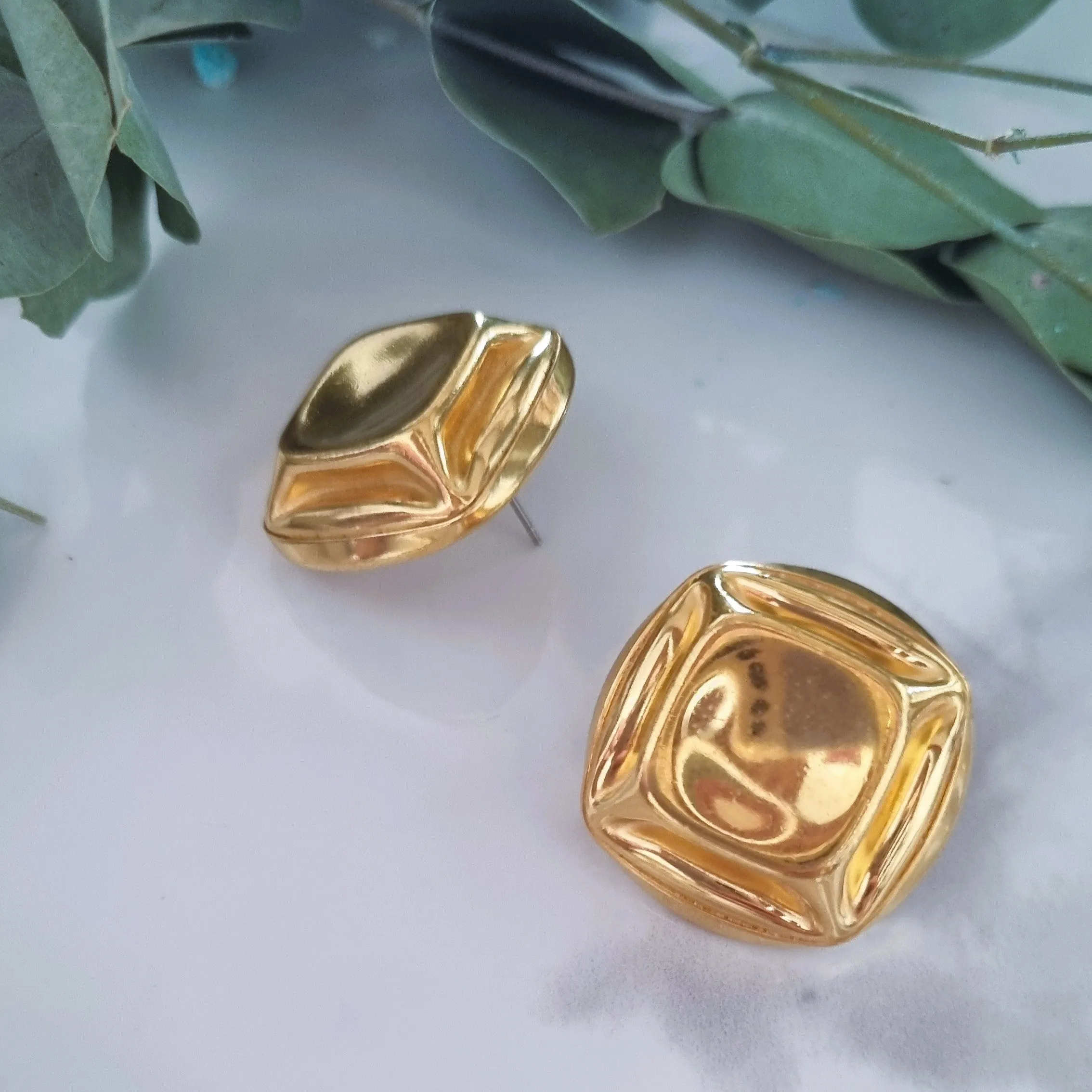 Vintage earrings - Gold squared